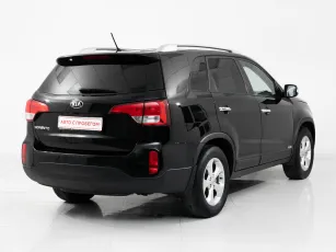 Kia  4