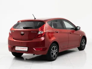 Hyundai  4