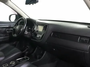 Mitsubishi  6