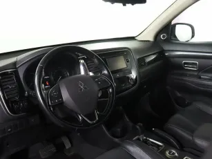 Mitsubishi  8