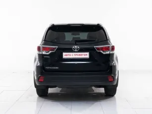 Toyota  6