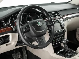 Skoda  10