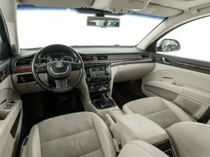 Skoda  8