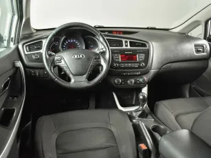 Kia  6