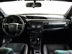 Toyota  8
