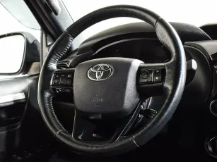 Toyota  9