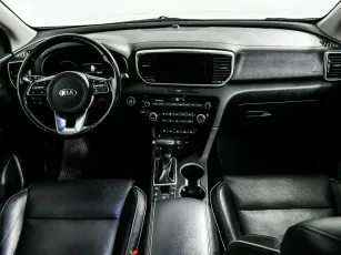 Kia  6