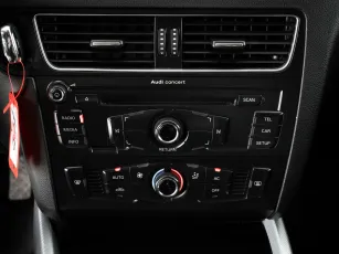 Audi  15