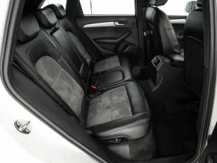 Audi  18