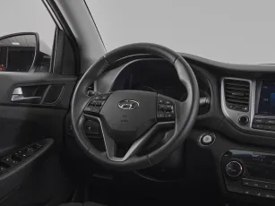 Hyundai  10