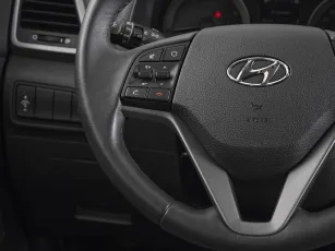 Hyundai  11