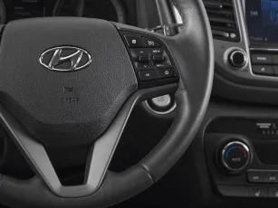 Hyundai  12