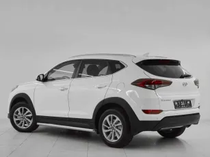 Hyundai  4