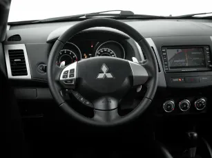 Mitsubishi  12