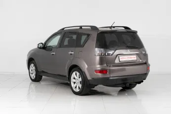 Mitsubishi  5
