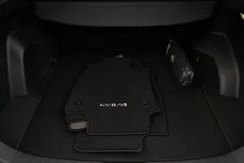 Toyota  8
