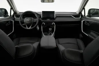 Toyota  9