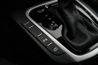 Kia  18