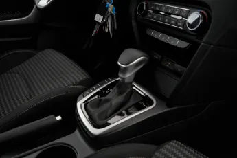 Kia  24