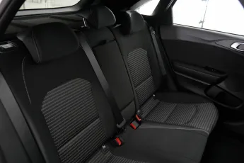 Kia  27