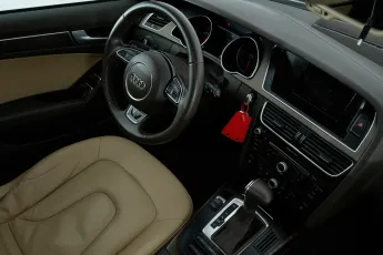 Audi  10