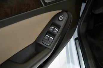 Audi  11