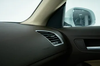 Audi  19