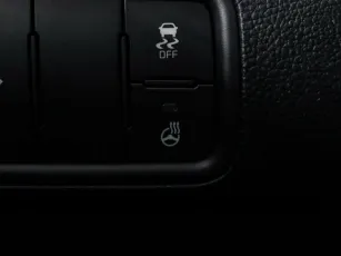 Kia  11