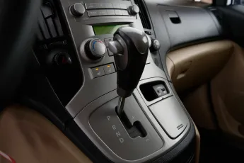 Hyundai  15