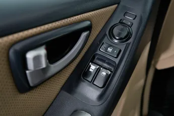 Hyundai  19