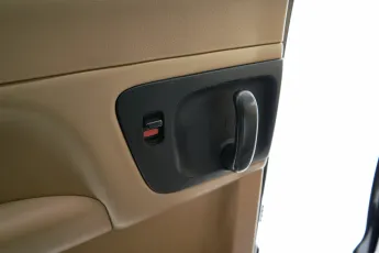 Hyundai  21
