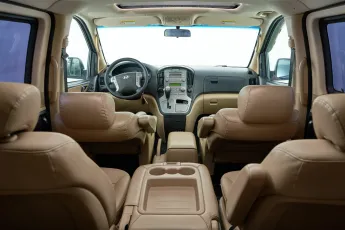 Hyundai  24