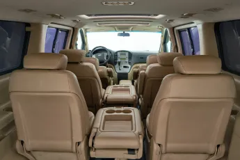 Hyundai  25