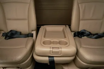 Hyundai  33