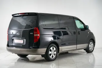 Hyundai  4