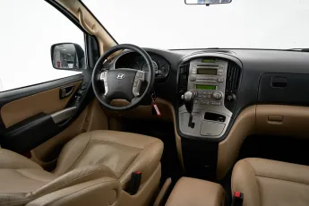 Hyundai  8