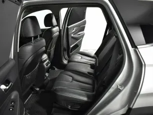 Hyundai  12