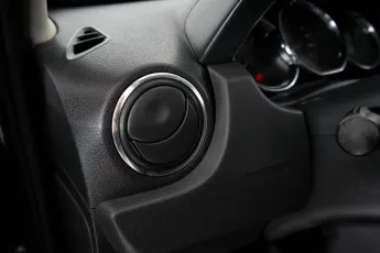 Renault  19