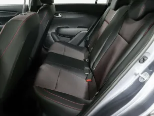 Kia  11