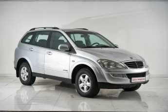 SsangYong  3
