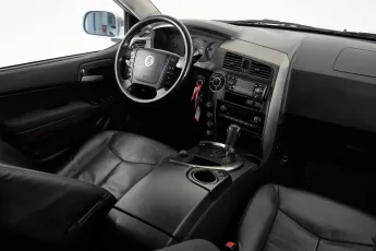 SsangYong  8