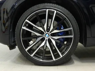 BMW  7