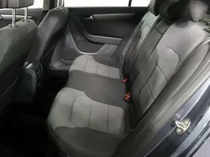 Volkswagen  10