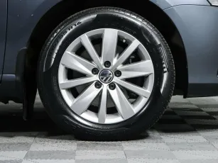 Volkswagen  5
