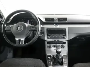 Volkswagen  7