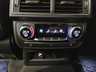 Audi  19
