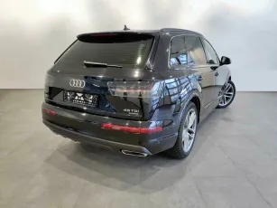 Audi  4