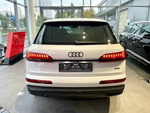 Audi  4