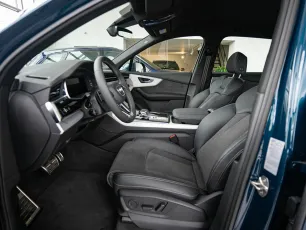 Audi  5