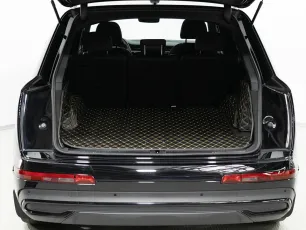 Audi  12